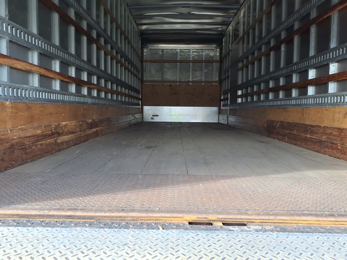 2019 Navistar International 4300 828267