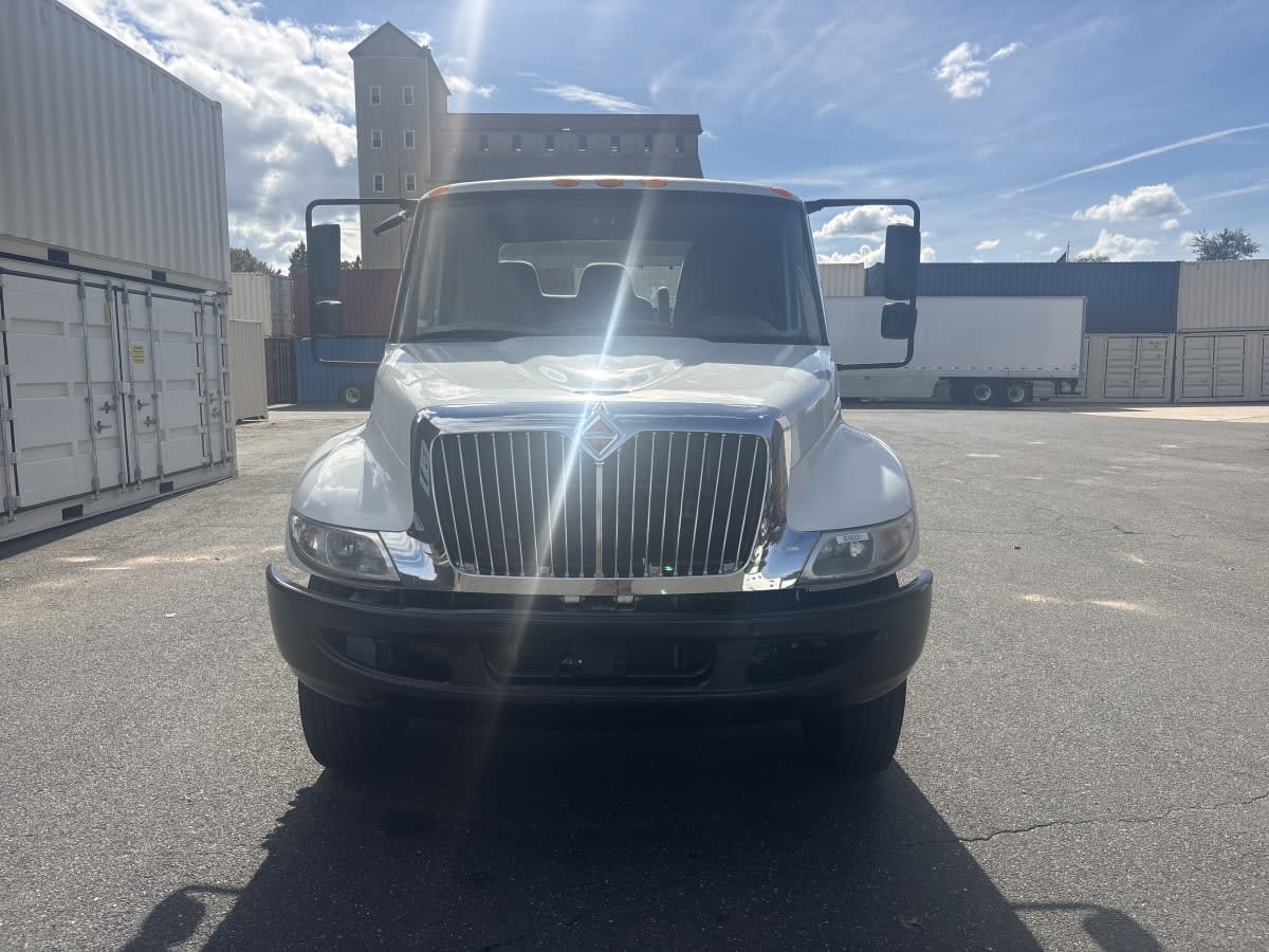 2019 International 4300 in Springfield, MA — photo 2
