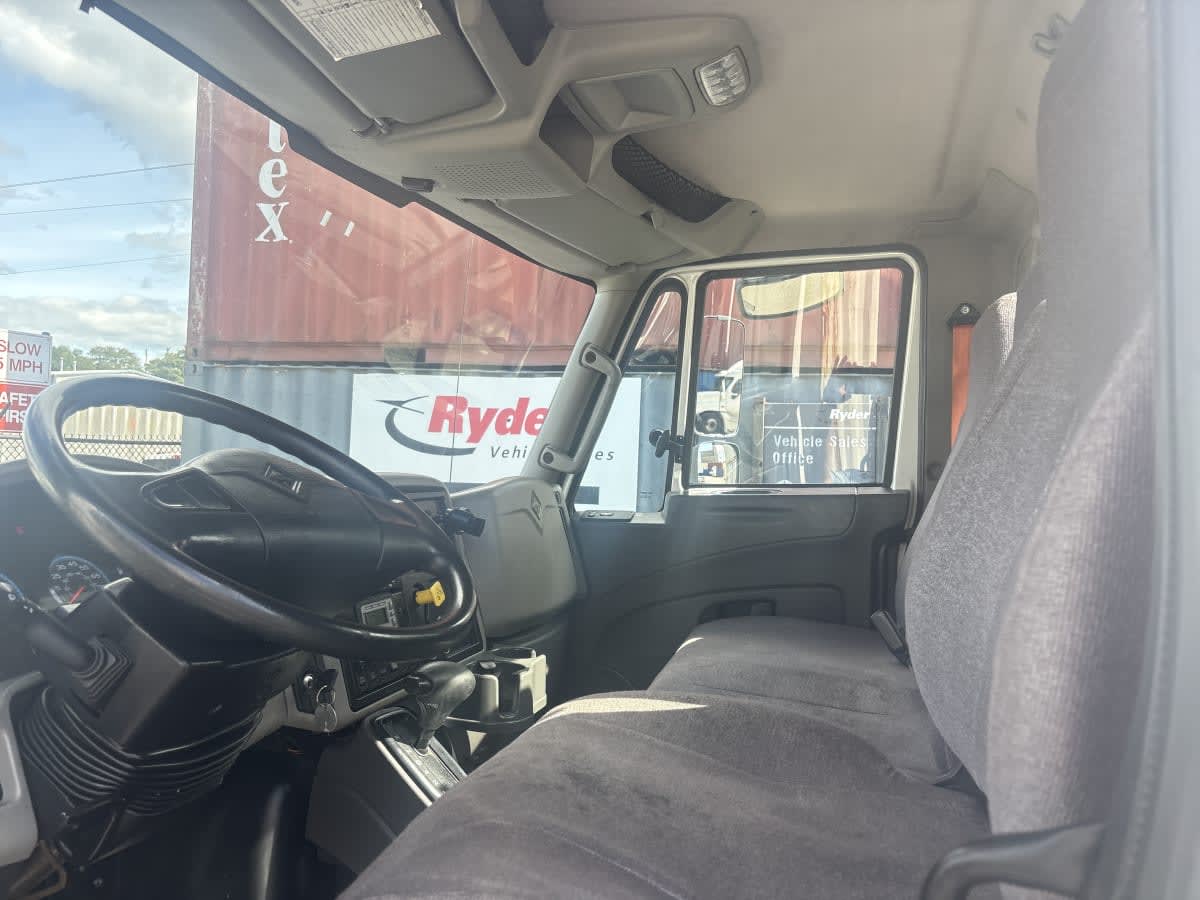 2019 International 4300 in Springfield, MA — photo 7