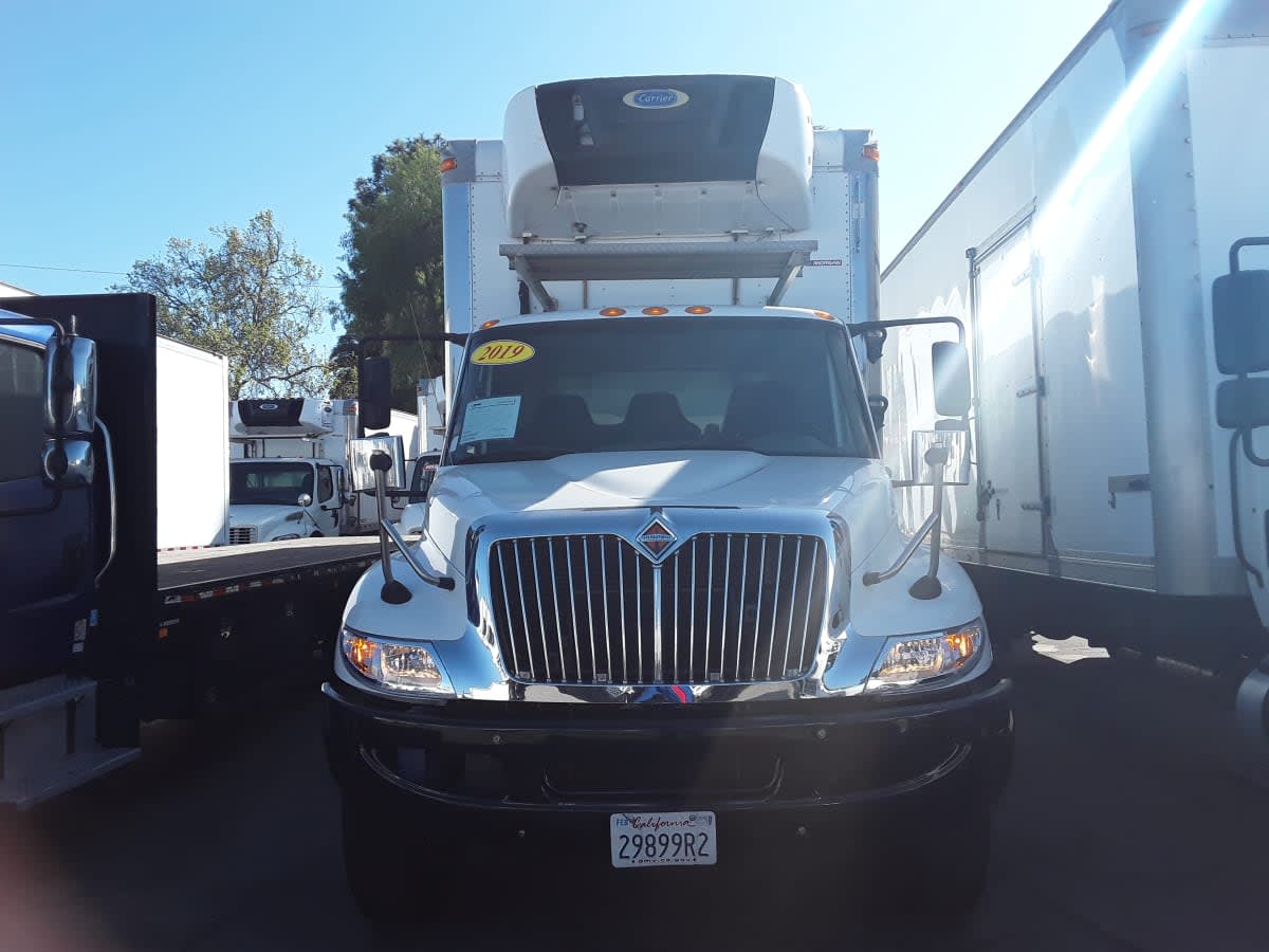 2019 Navistar International 4300 828361