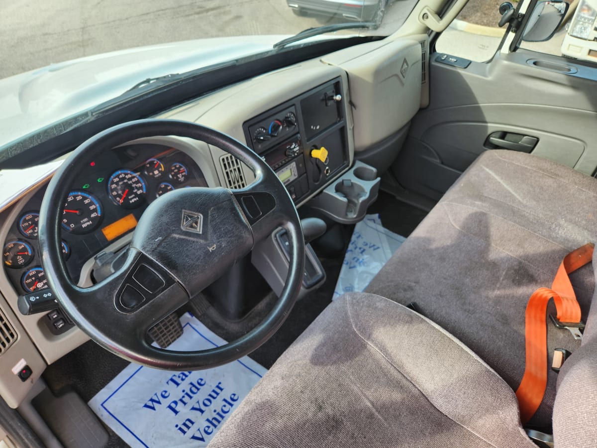 2019 Navistar International 4300 828398