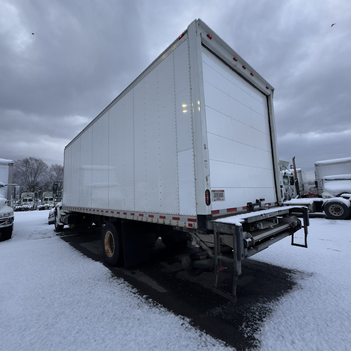 2019 Navistar International 4300 828403