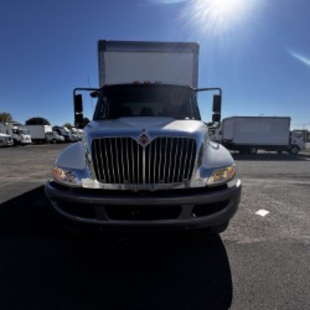 2019 Navistar International 4300 828405