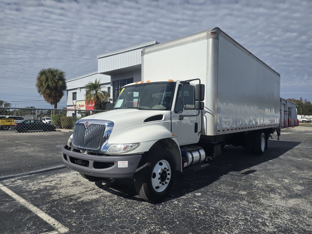 2019 Navistar International 4300 828594