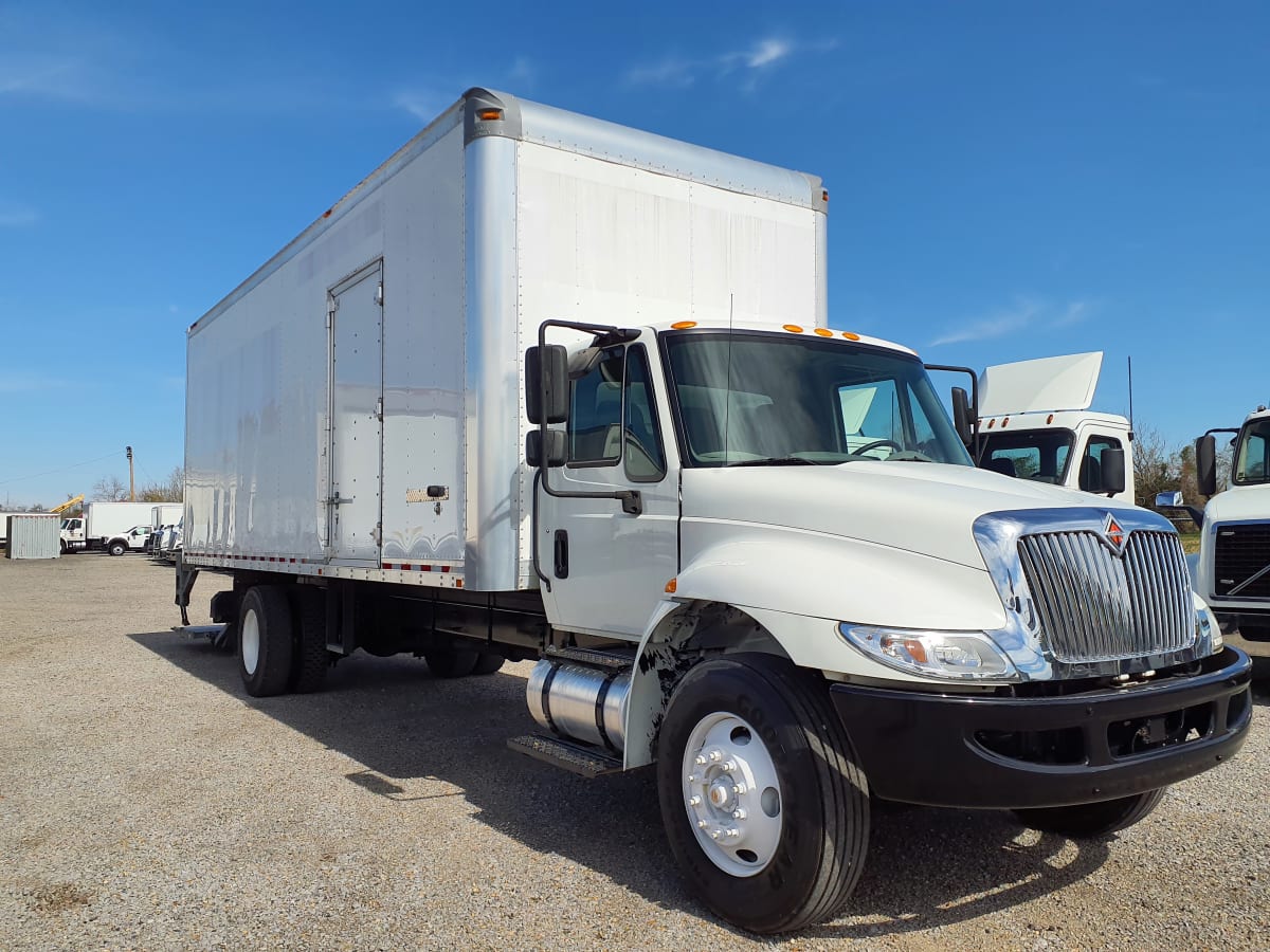 2019 Navistar International 4300 828600