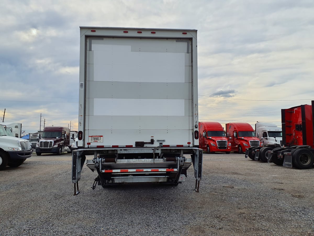 2019 Navistar International 4300 828606