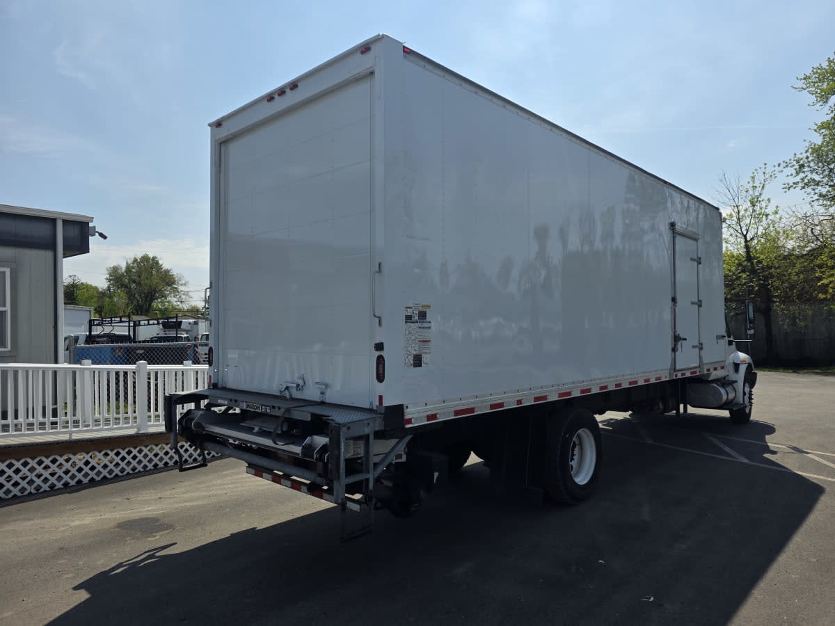 2019 Navistar International 4300 828615