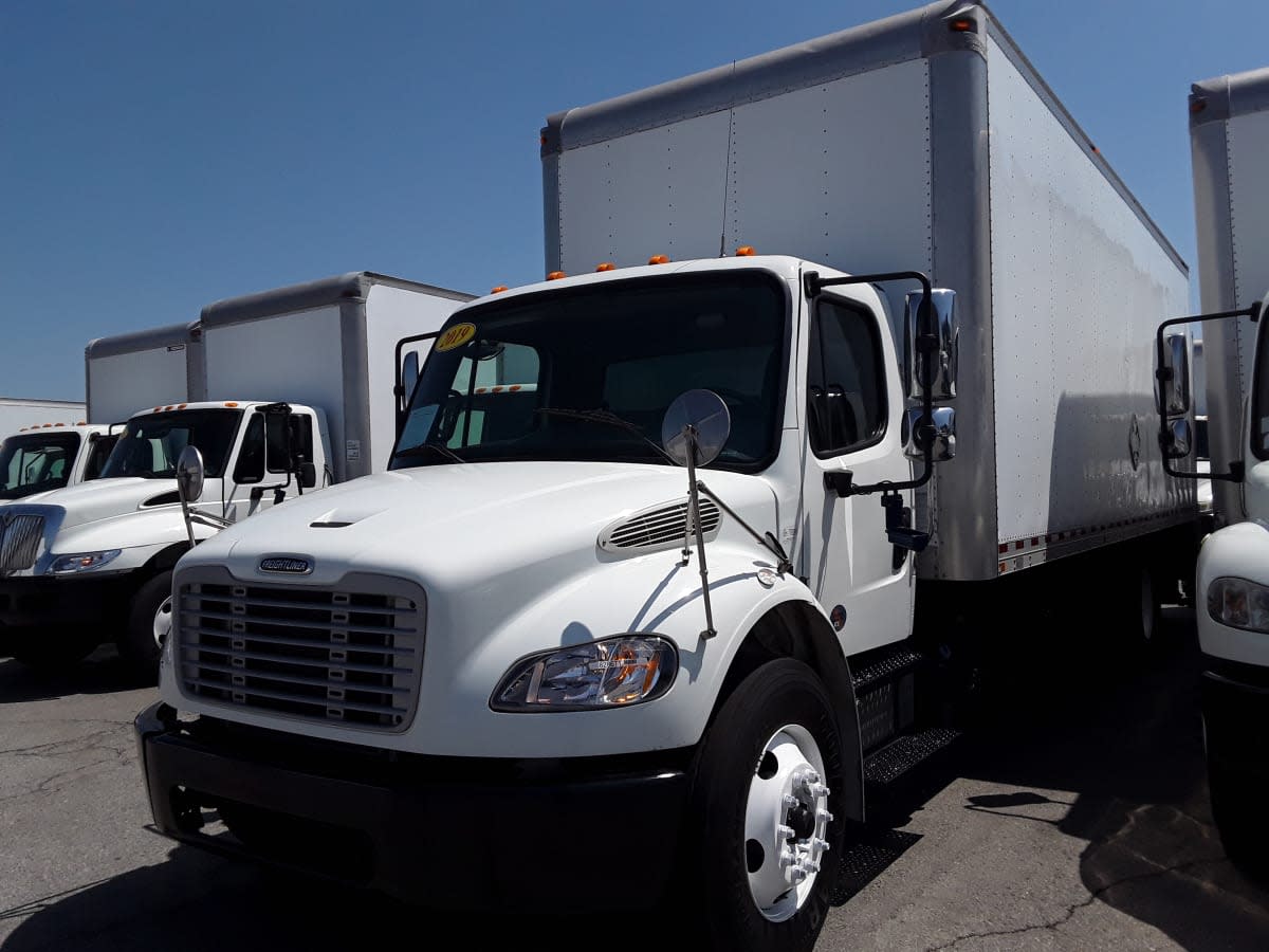 2019 Freightliner/Mercedes M2 106 828671