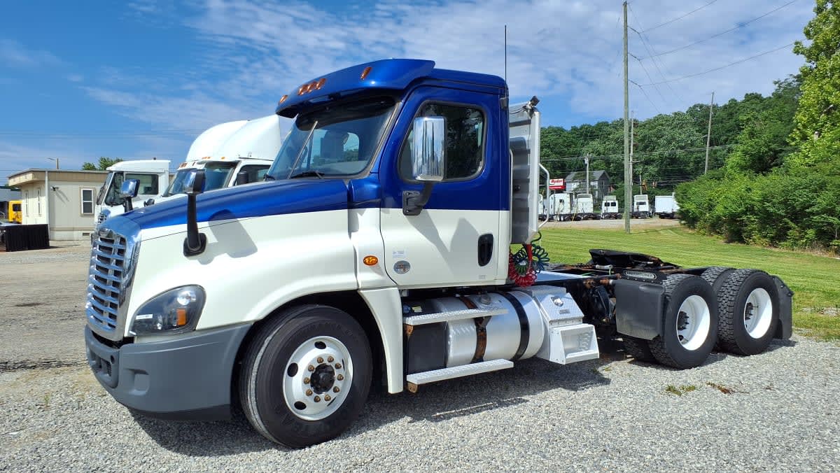 2019 Freightliner/Mercedes CASCADIA 125 828706