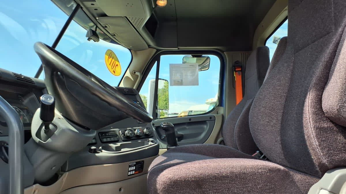 2019 Freightliner/Mercedes CASCADIA 125 828706