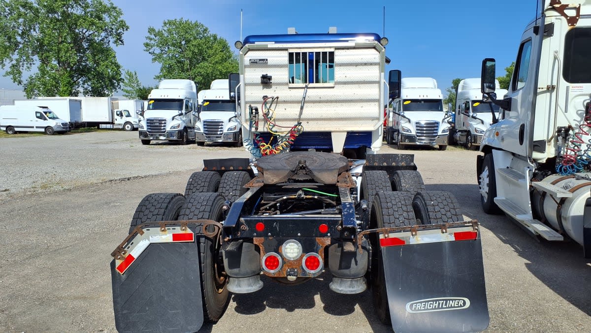 2019 Freightliner/Mercedes CASCADIA 125 828708
