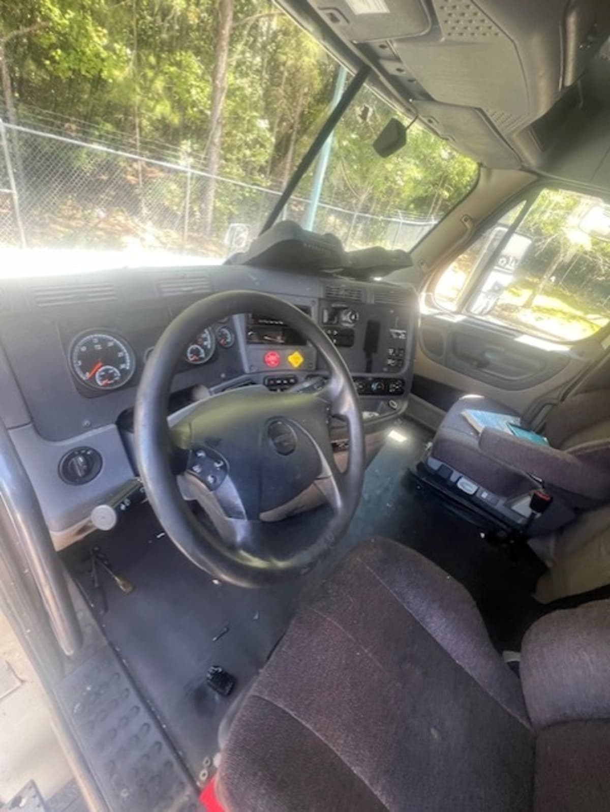 2019 Freightliner/Mercedes CASCADIA 125 828873