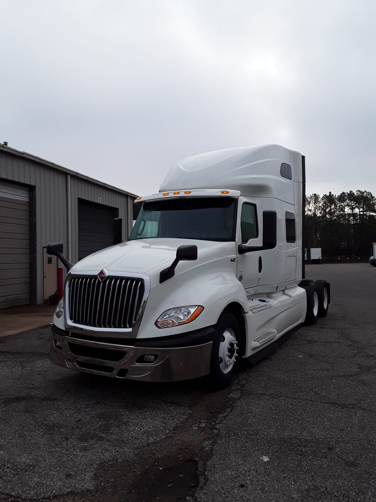 2019 Navistar International LT625 SLPR CAB 828889