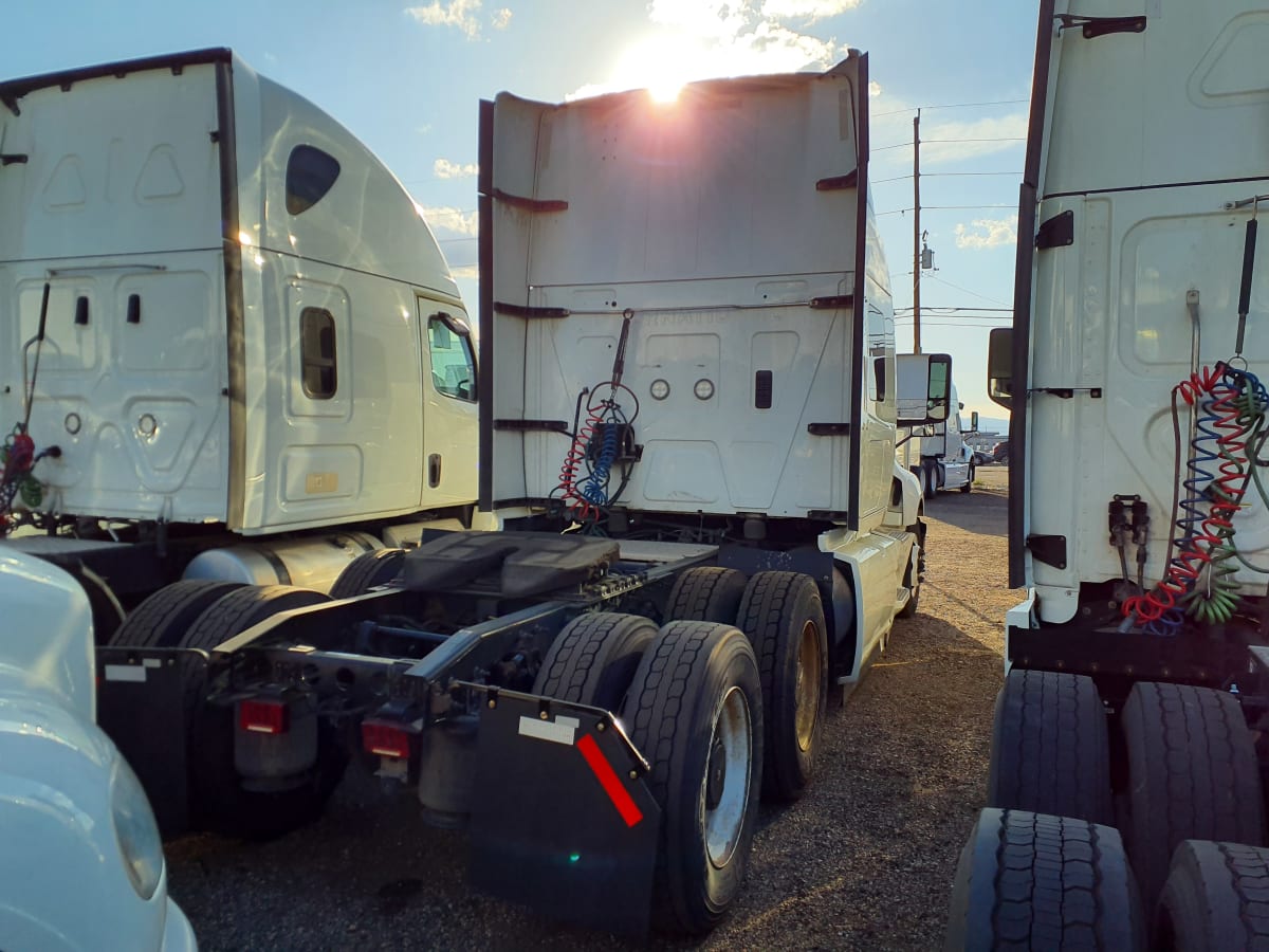 2019 Navistar International LT625 SLPR CAB 829113