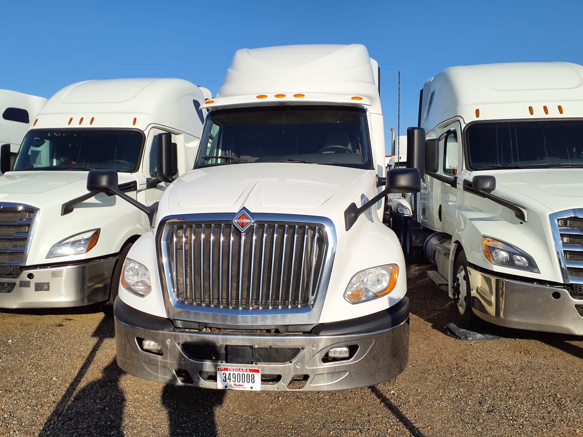 2019 Navistar International LT625 SLPR CAB 829113