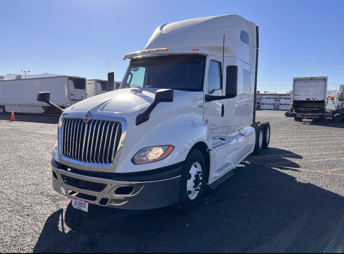 2019 Navistar International LT625 SLPR CAB 829115