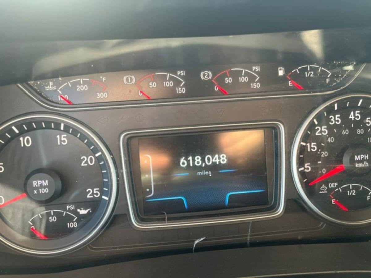 2019 Navistar International LT625 SLPR CAB 829132