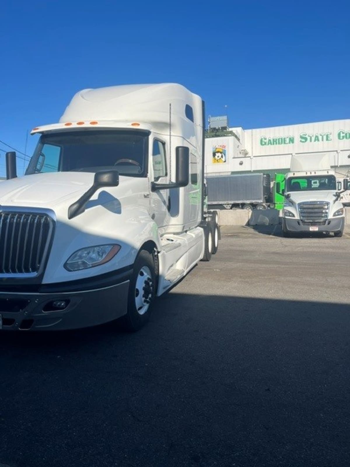 2019 Navistar International LT625 SLPR CAB 829132