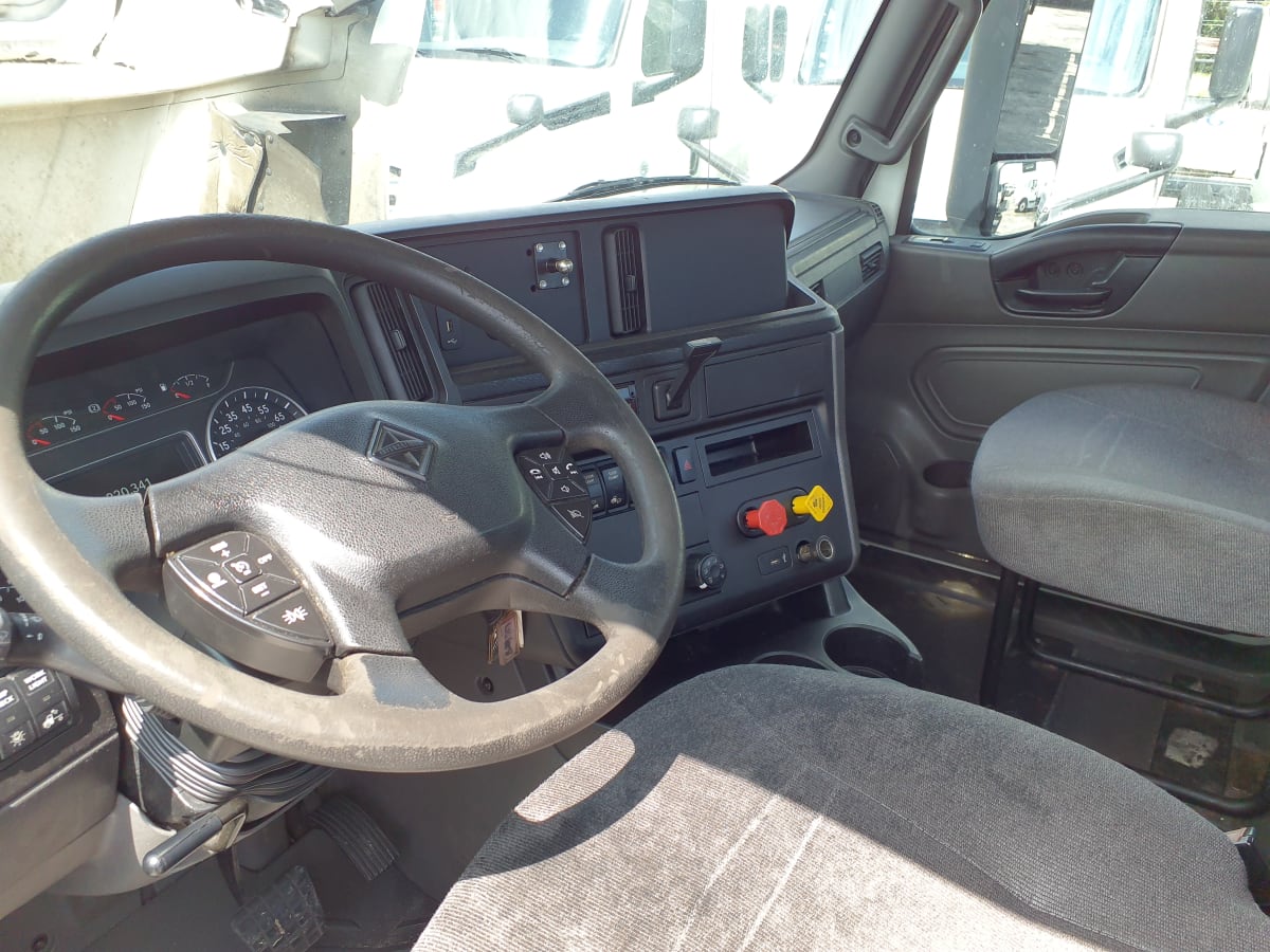 2019 Navistar International RH613 DAYCAB S/A 829317