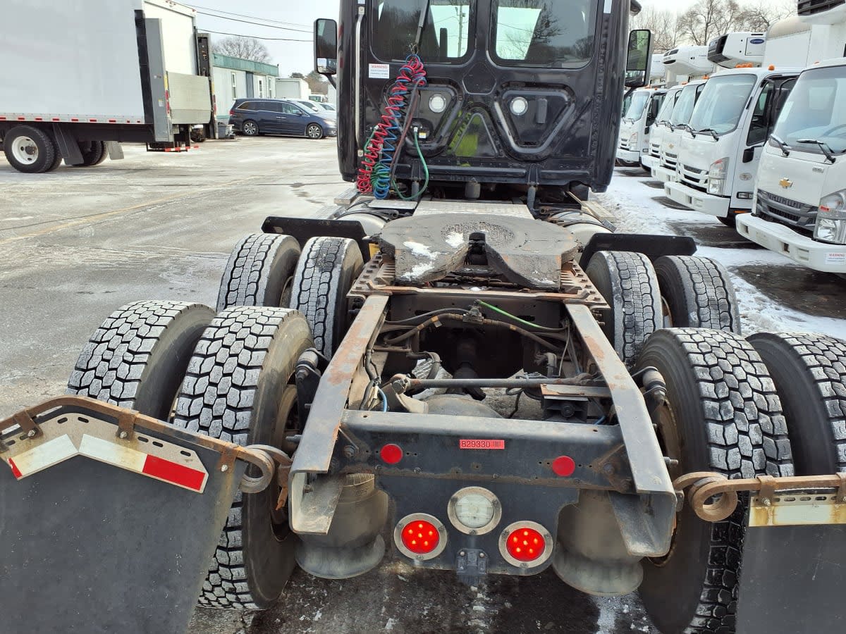 2019 Freightliner/Mercedes CASCADIA 125 829330
