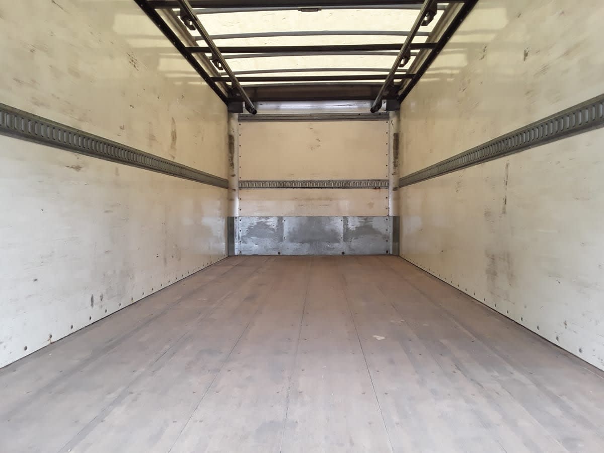2019 Isuzu NRR 829579
