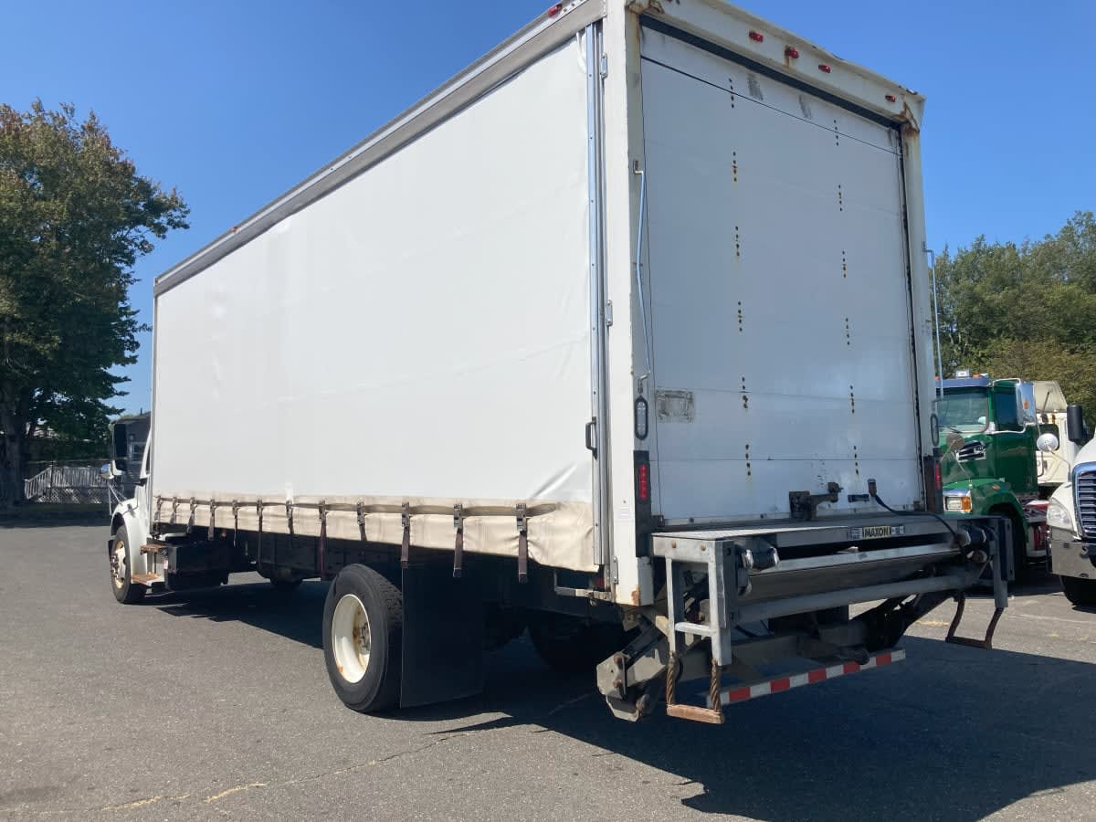 2019 Freightliner M2 106 829620