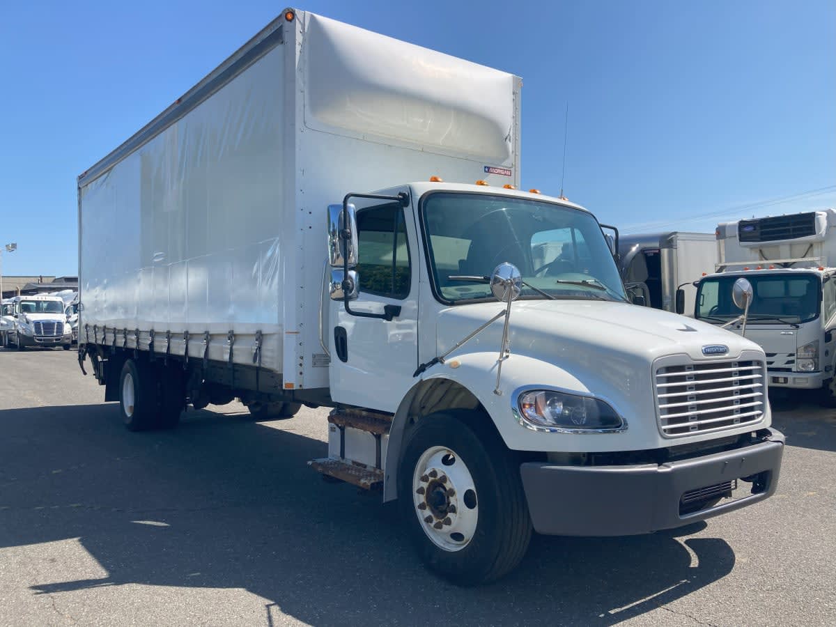 2019 Freightliner M2 106 829620