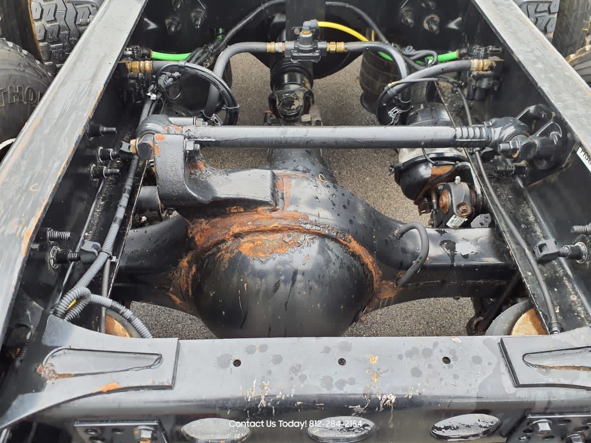 2019 Navistar International LT625 DAYCAB T/A 829715