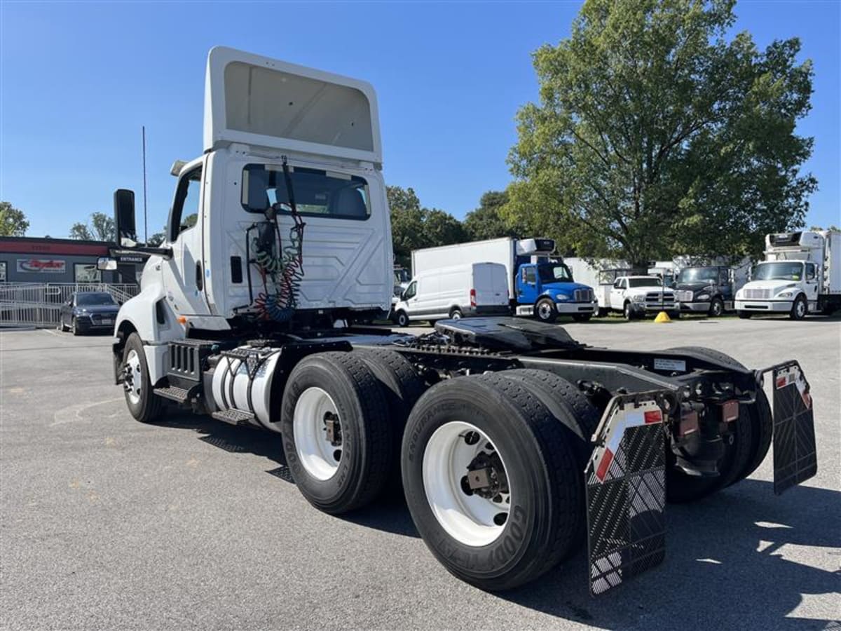 2019 Navistar International LT625 DAYCAB T/A 829719