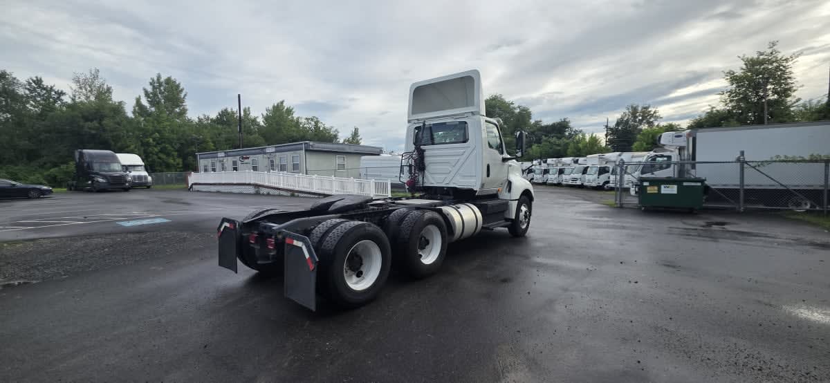 2019 International LT in Bensalem, PA — photo 4