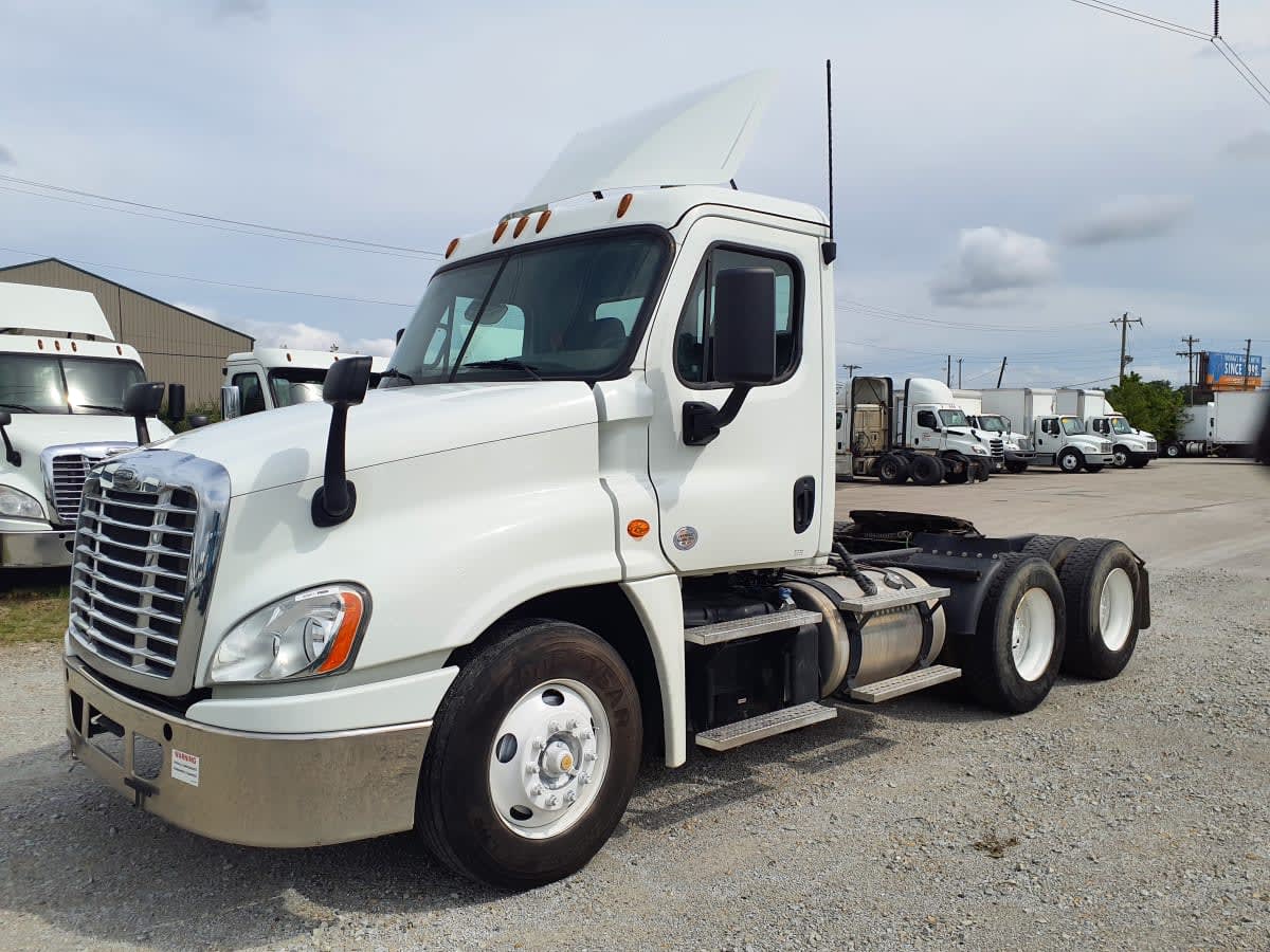 2019 Freightliner Cascadia in Indianapolis, IN