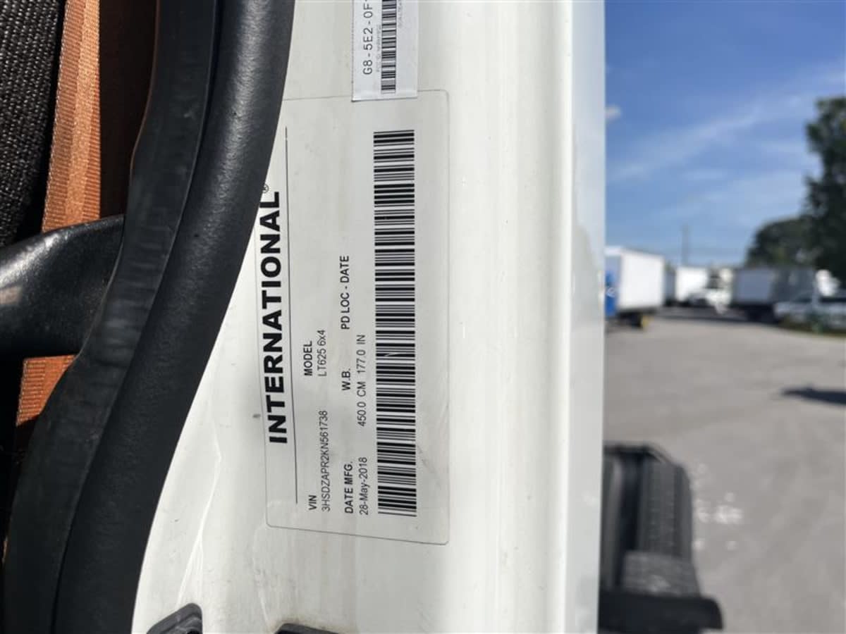 2019 Navistar International LT625 DAYCAB T/A 830056