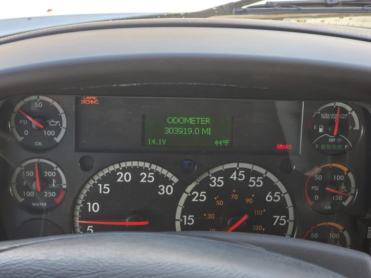 2019 Freightliner/Mercedes M2 106 830077