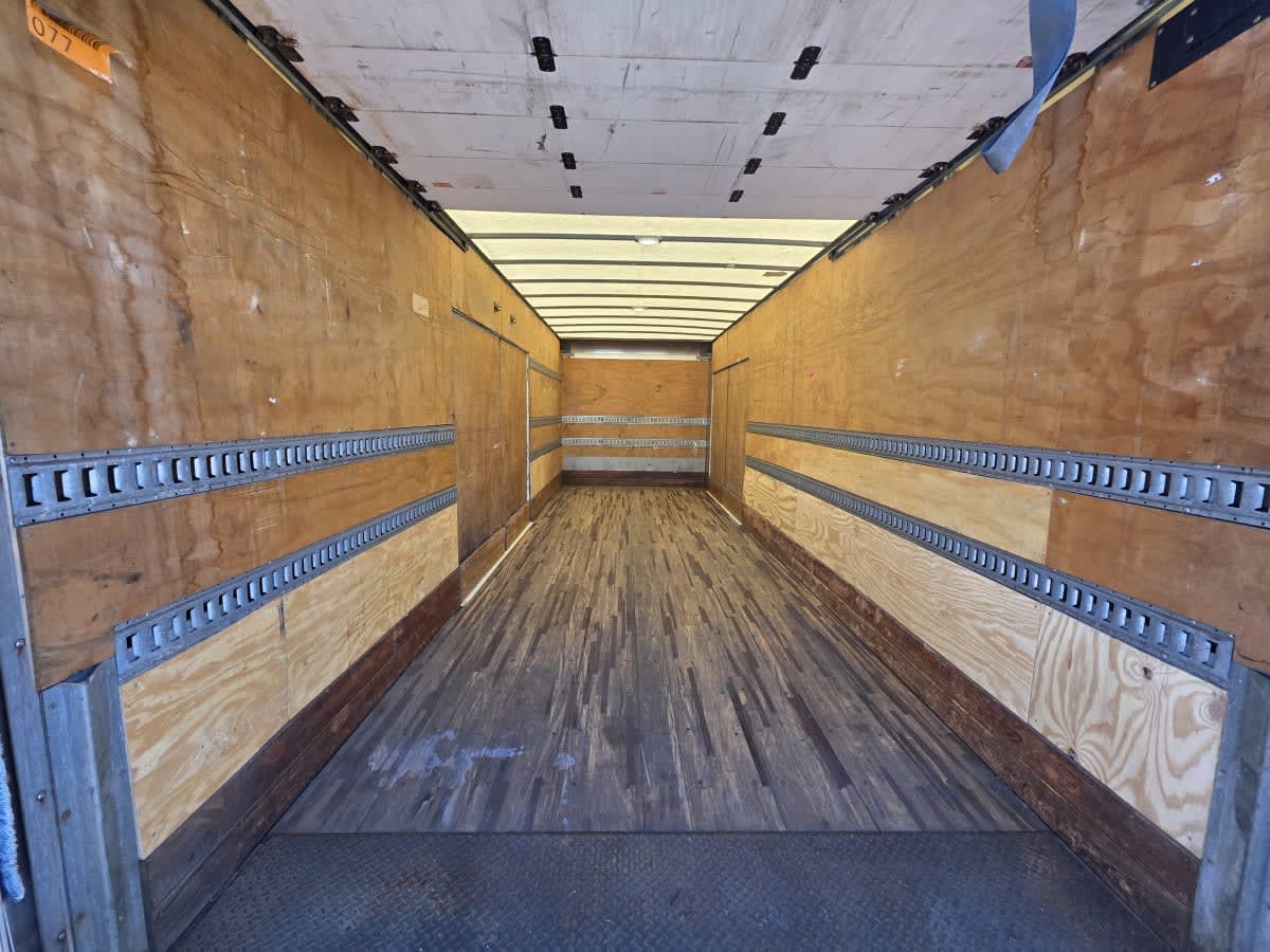 2019 Freightliner/Mercedes M2 106 830077