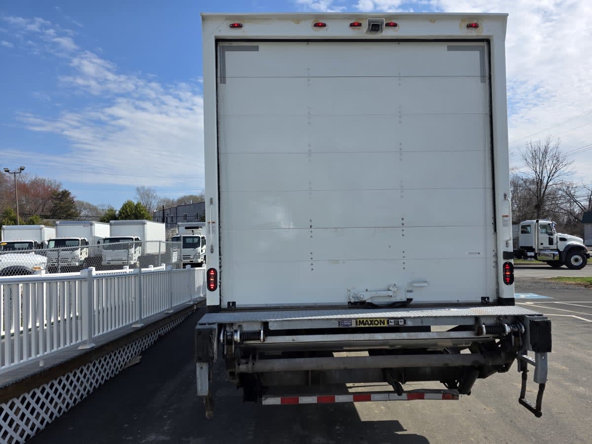 2019 Freightliner/Mercedes M2 106 830079