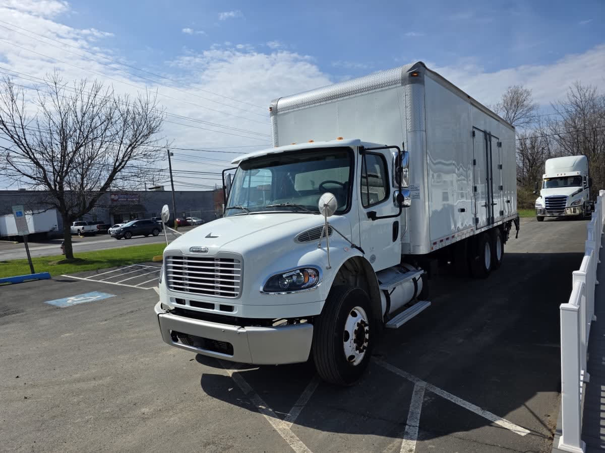 2019 Freightliner/Mercedes M2 106 830079