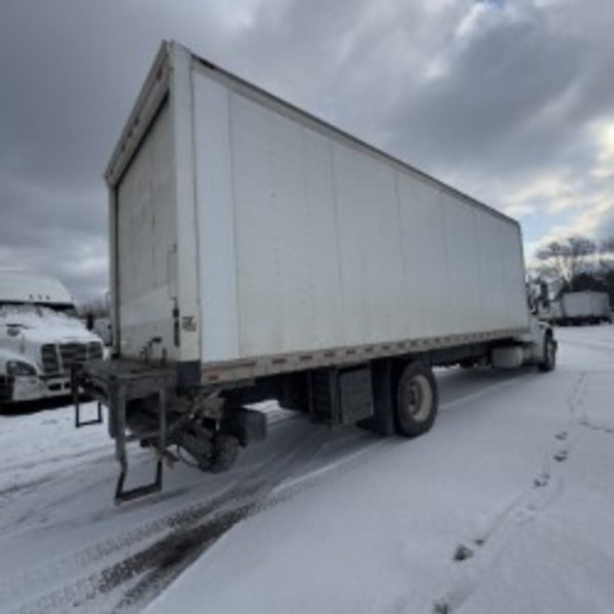 2019 Freightliner/Mercedes M2 106 830130