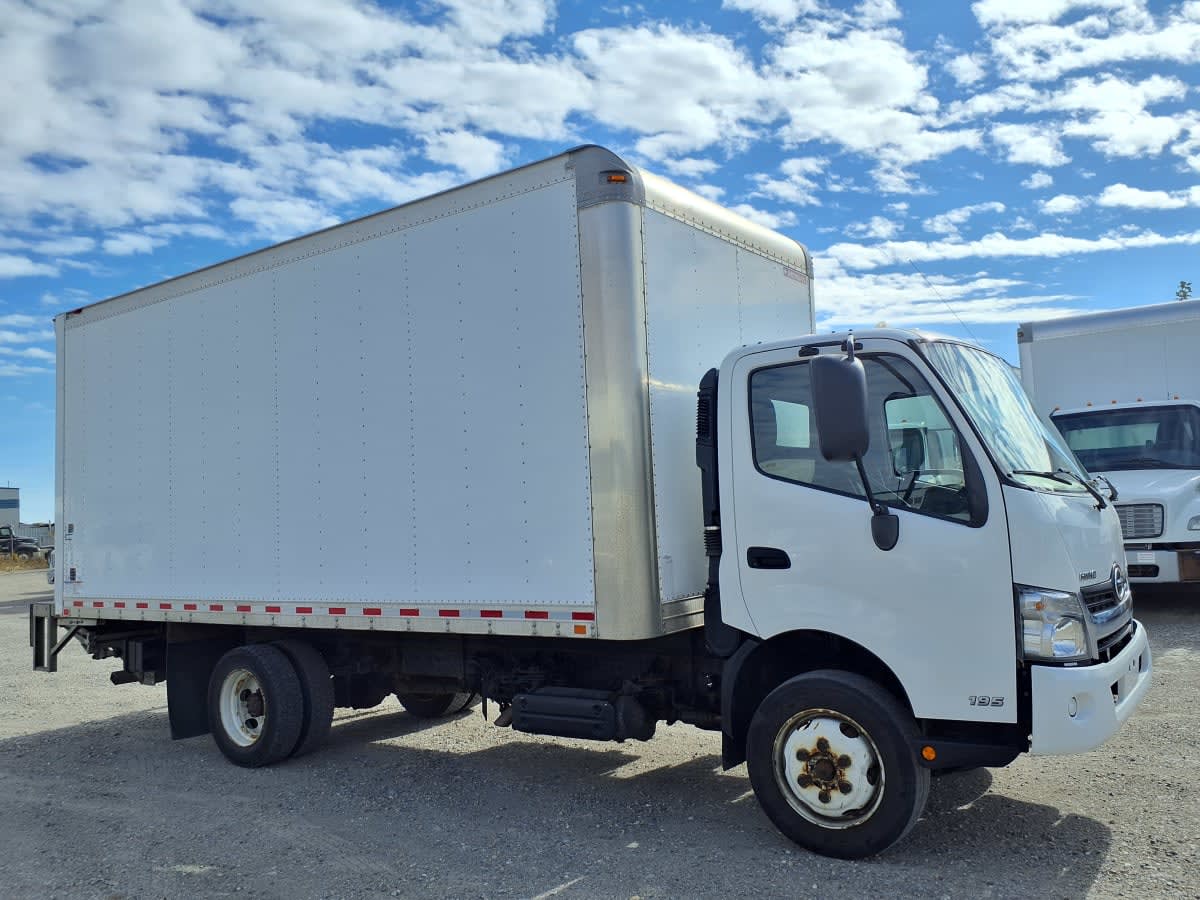 2019 Hino HINO 195 830296