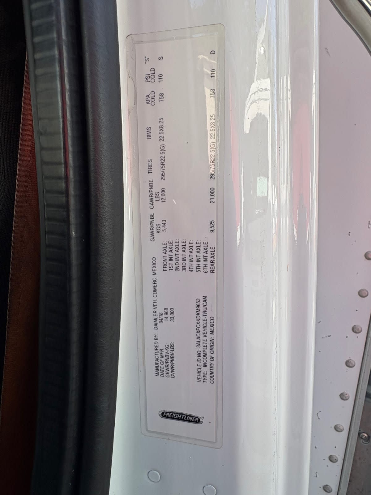 2019 Freightliner/Mercedes M2 106 830320