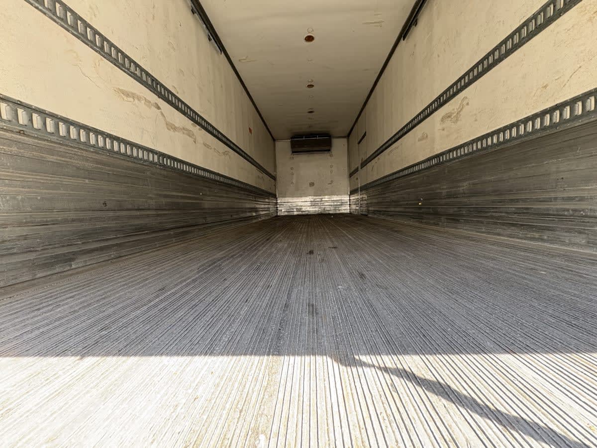 2019 Freightliner/Mercedes M2 106 830320