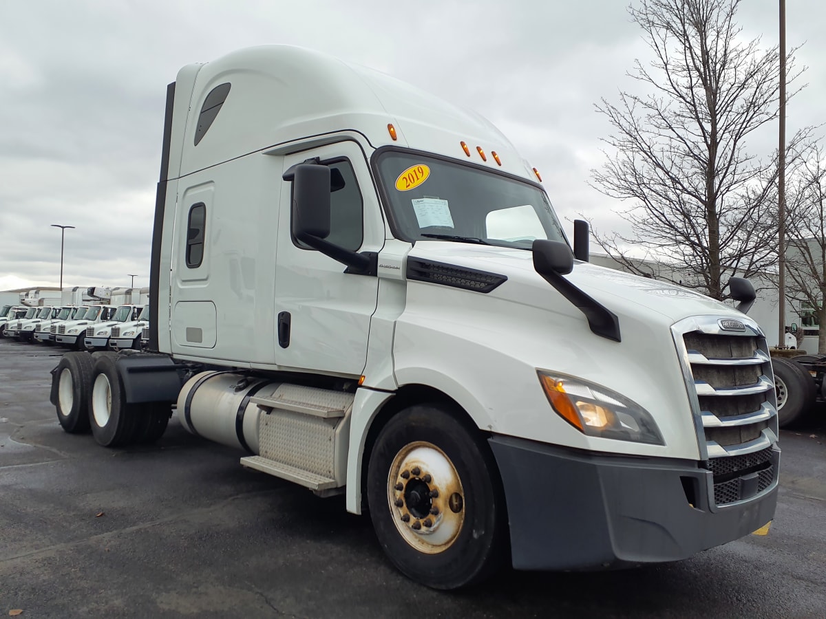 2019 Freightliner/Mercedes NEW CASCADIA PX12664 830391