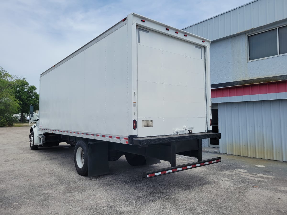 2019 Freightliner/Mercedes M2 106 830471