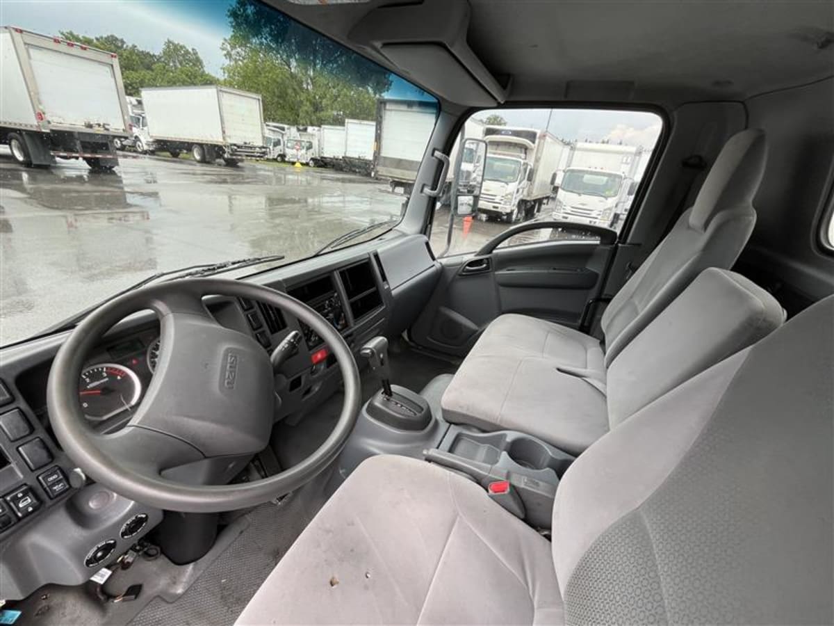 2019 Isuzu NPR HD 830500