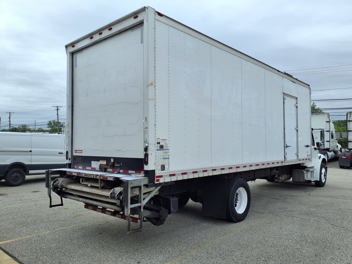2019 Freightliner/Mercedes M2 106 830565