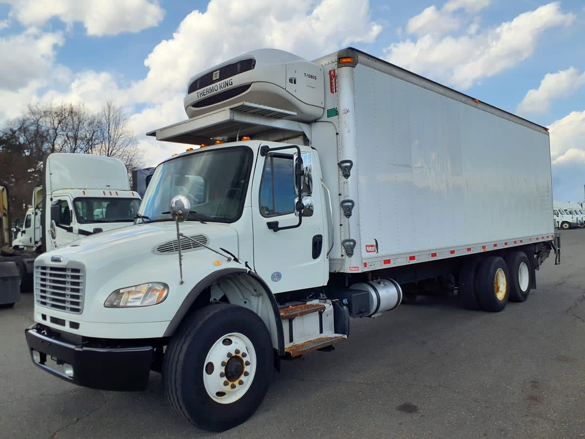 2019 Freightliner/Mercedes M2 106 830570