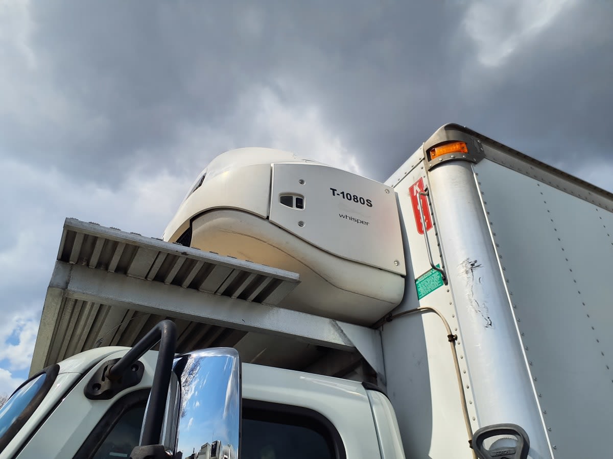 2019 Freightliner/Mercedes M2 106 830570