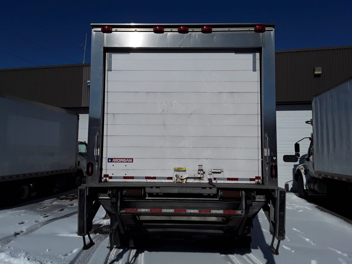 2019 Freightliner/Mercedes M2 106 830589