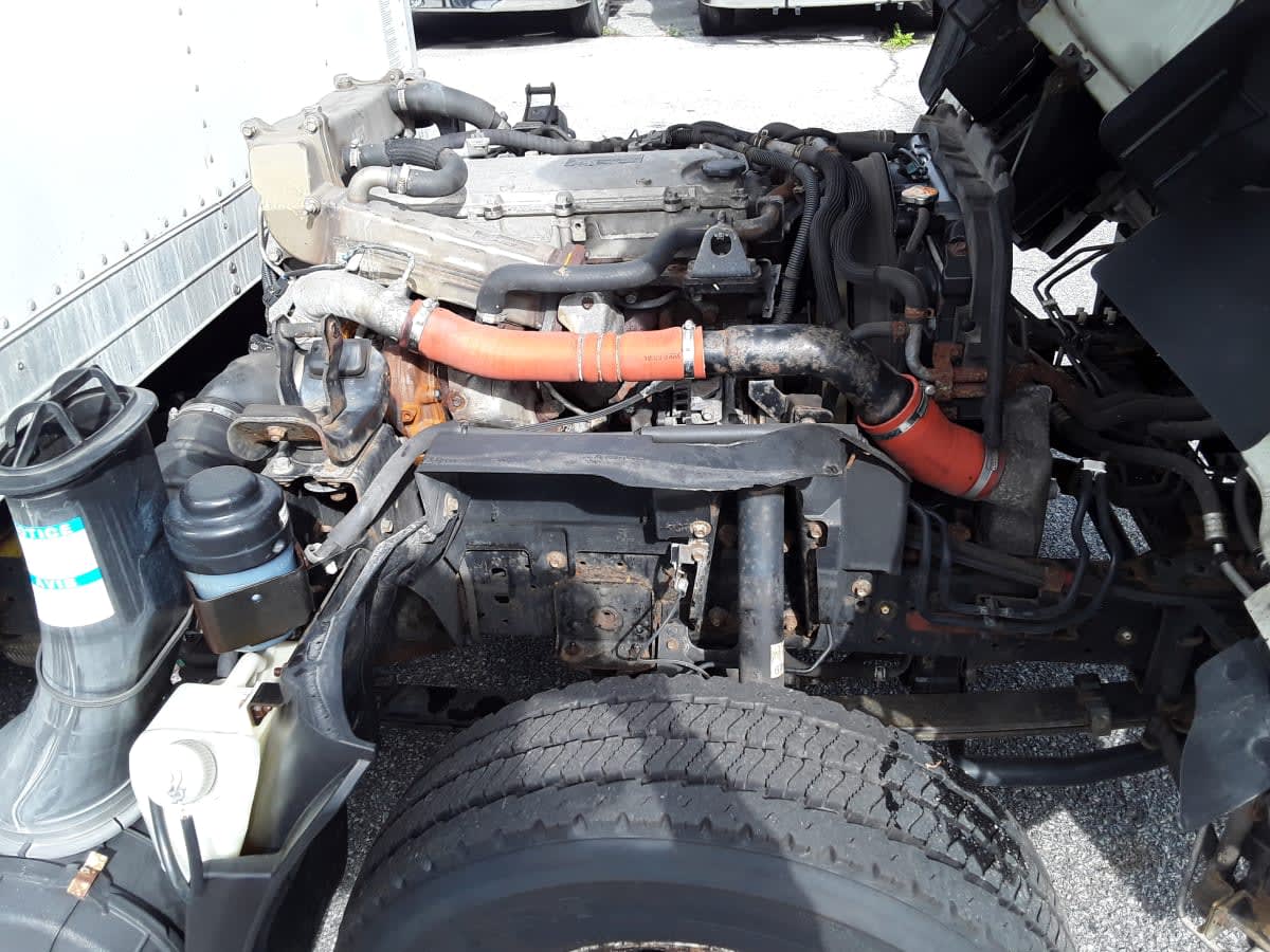 2019 Isuzu NPR HD 830631