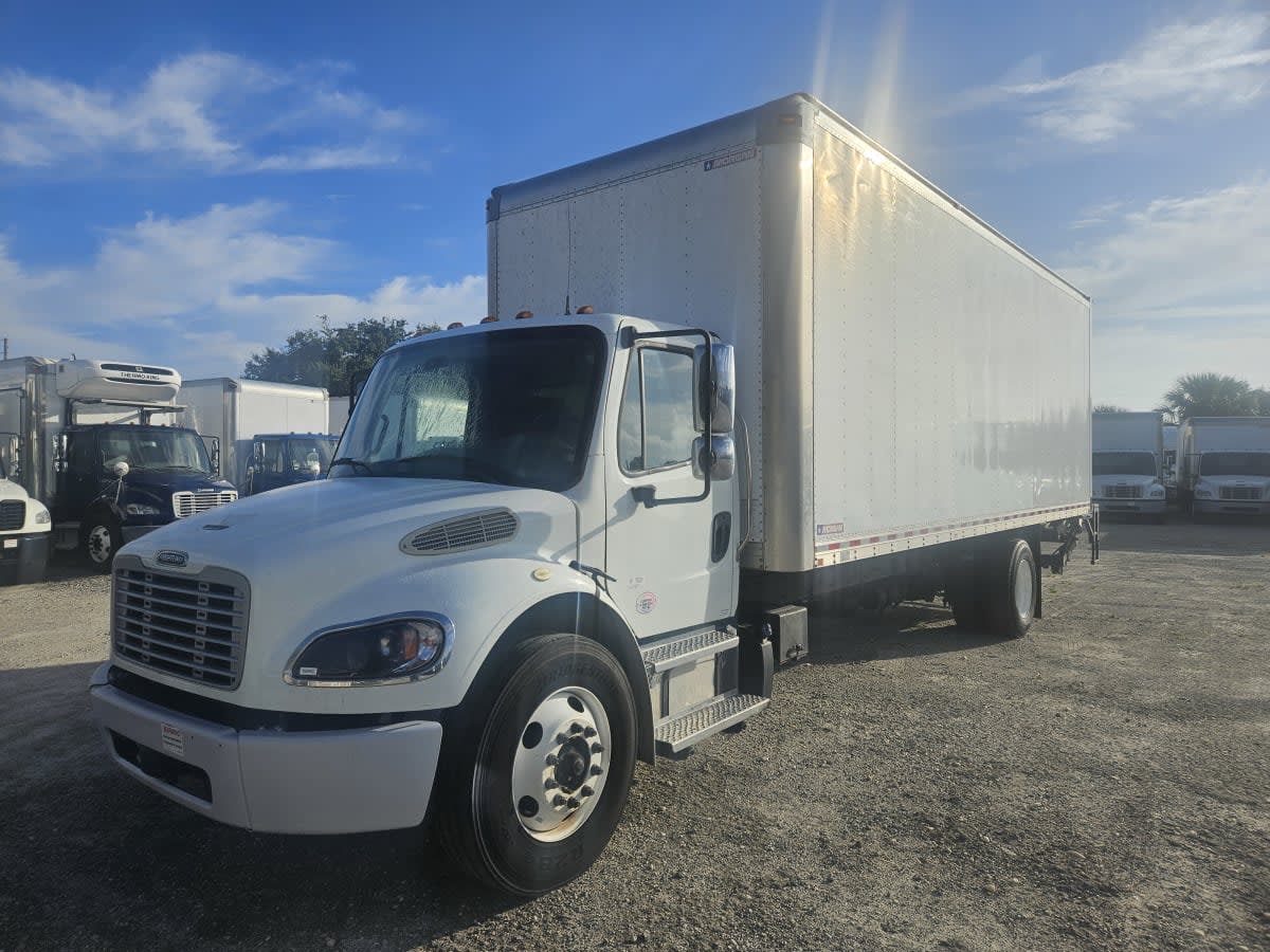 2019 Freightliner/Mercedes M2 106 830650