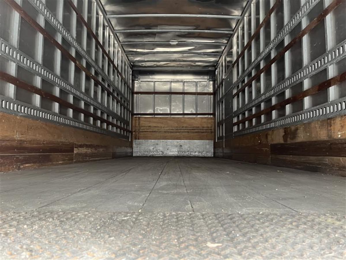 2019 Freightliner/Mercedes M2 106 830679